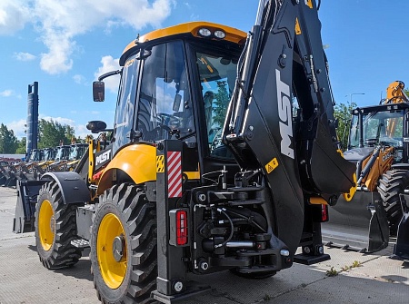  Экскаватор-погрузчик MST M644S арт. 10000033 низкие цены 